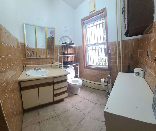 Foto del edificio - 122 India St