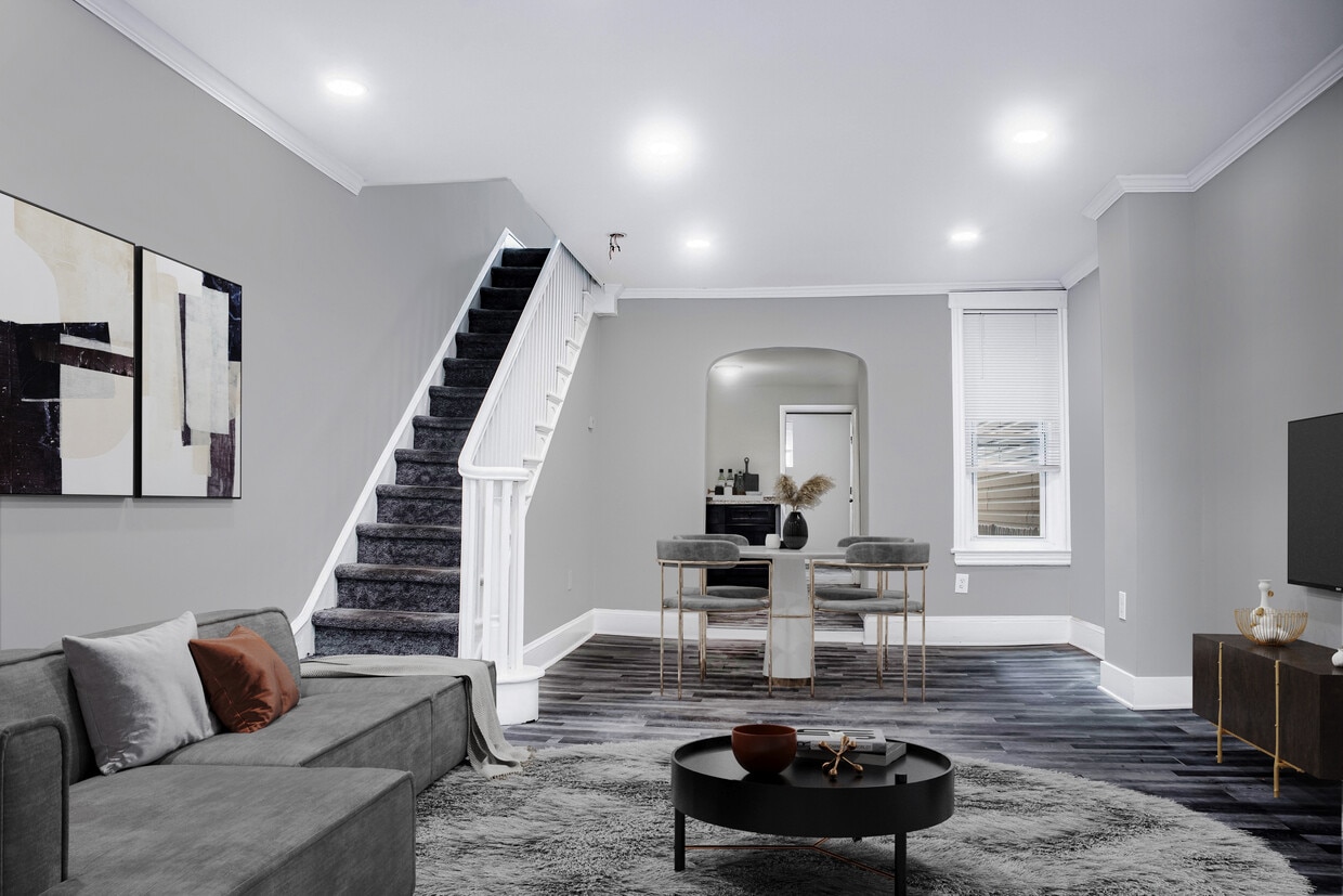 Foto principal - 2348 Moore St