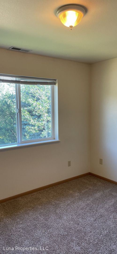 Foto del edificio - 2 br, 1 bath House - 2402 Wheeler Drive Un...