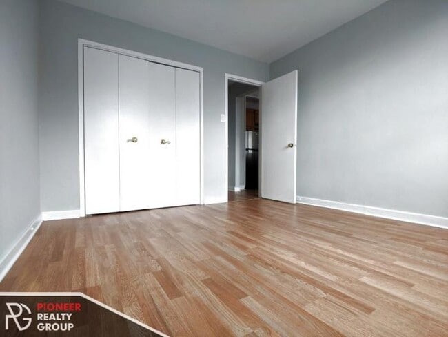 Building Photo - 1 bedroom in CHICAGO IL 60657