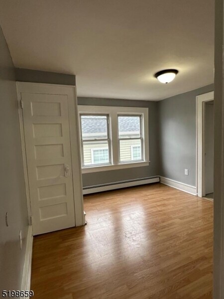 Building Photo - 157 Hobson St