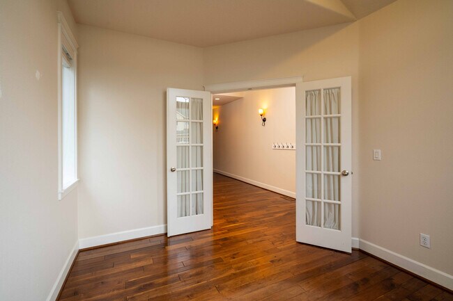 Foto del edificio - 3+ Bedroom 2.5 Bath with Office and Bonus Room - Indoor Play Structure - North Salmon Creek