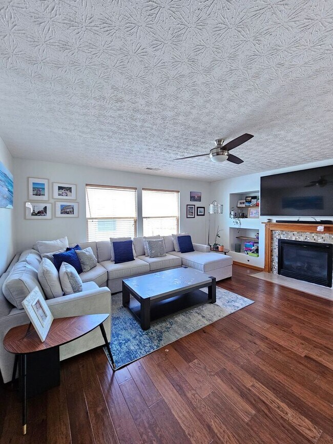 Foto del edificio - 4 Bedroom Single Family Home in Hilliard
