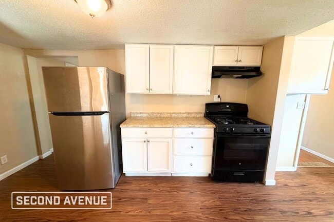 Building Photo - 3700 Coronado Dr