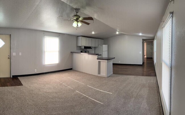 Foto del edificio - 17822 S Bryant Rd