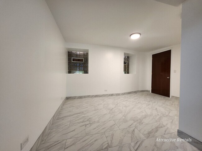 Foto del edificio - 207 N Parkside Ave