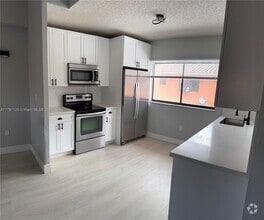Building Photo - 6375 W 27th Way