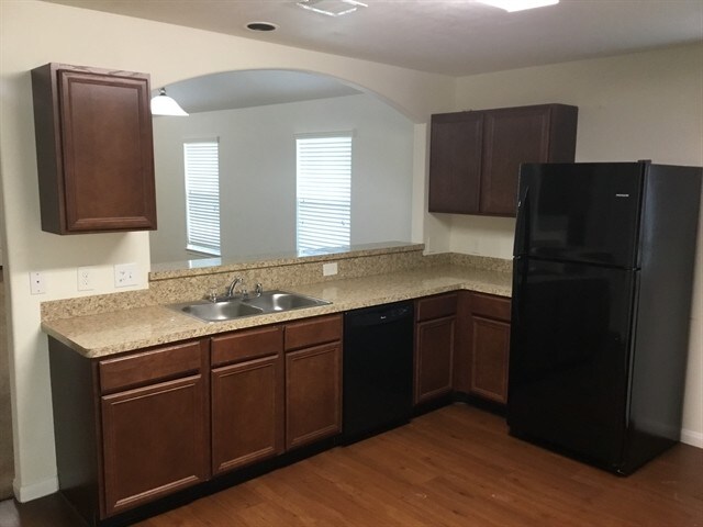 Foto del edificio - 22371 Queenbury Hills Dr