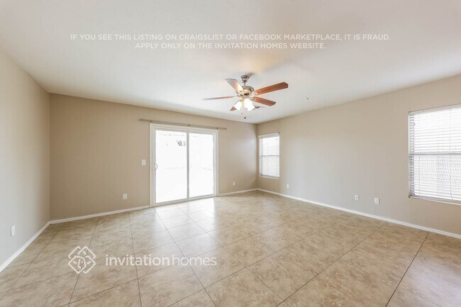 Foto del edificio - 12563 W Charter Oak Rd