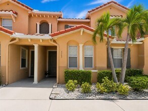 Building Photo - 5269 Paradise Cay Cir