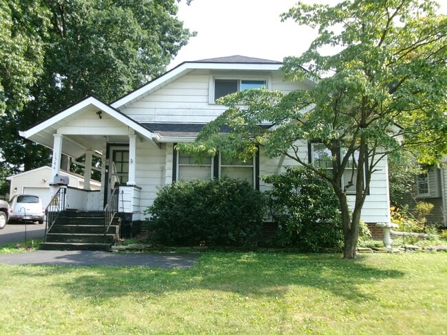Foto del edificio - 1544 Edgewood St NE