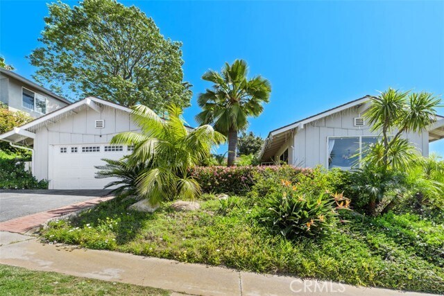 Building Photo - 3068 Zell Dr