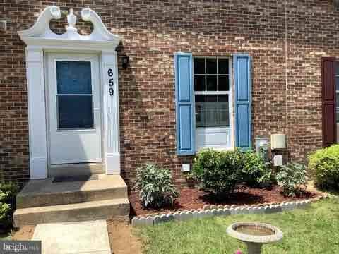 Photo - 659 Realm Ct W (Odenton, MD)