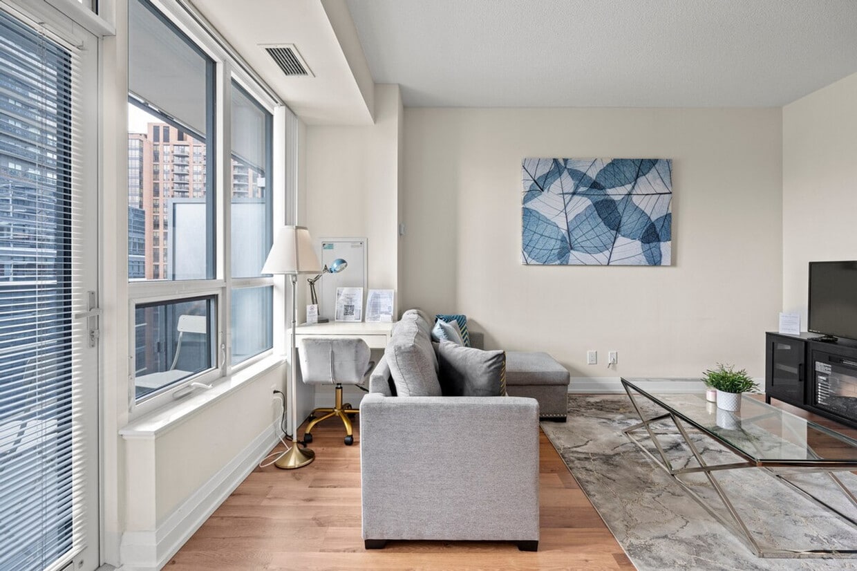 Photo principale - 4789 Yonge St