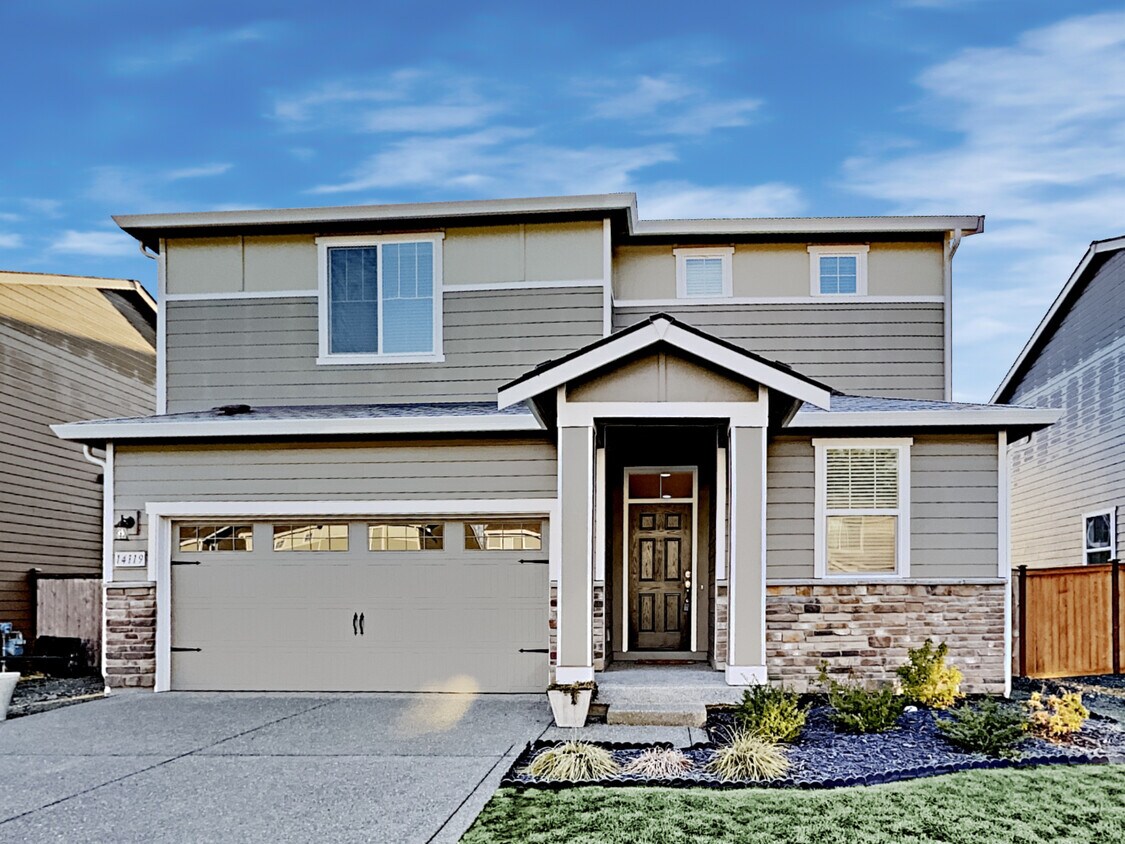 14119 67th Avenue East House for Rent in South Hill, WA