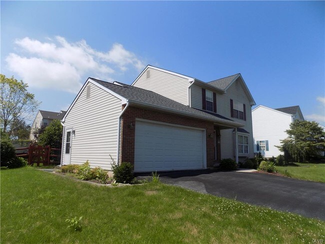 Building Photo - 2260 Black Forest Dr