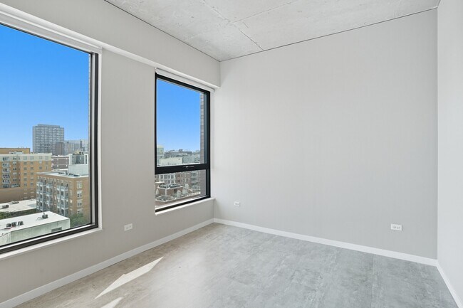 Foto del edificio - 931 W Washington Blvd