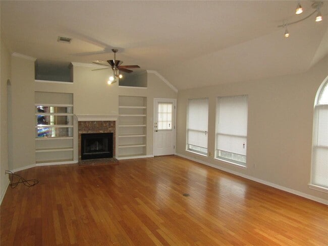 Building Photo - 1728 Dapplegrey Ln