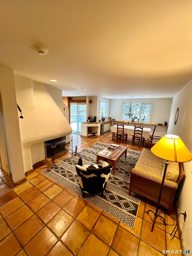 Foto del edificio - 290 Cliffside Dr