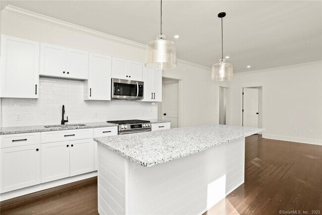 Foto del edificio - 28 Congress Ave