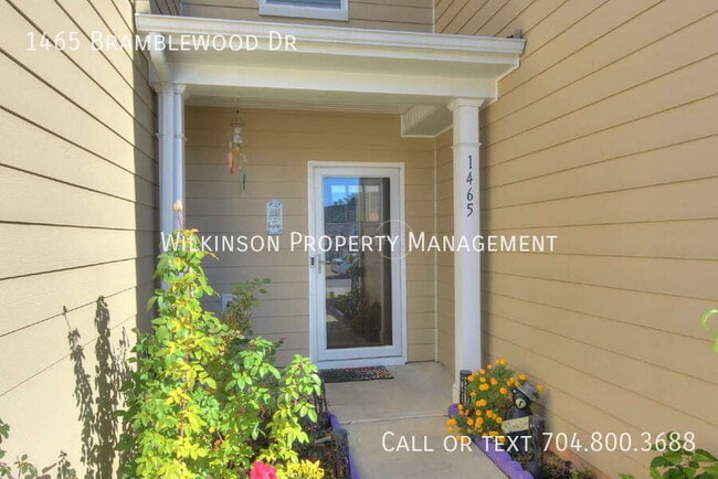 Foto del edificio - 1465 Bramblewood Dr