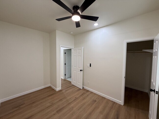 Building Photo - 5418-5420 Baja Drive