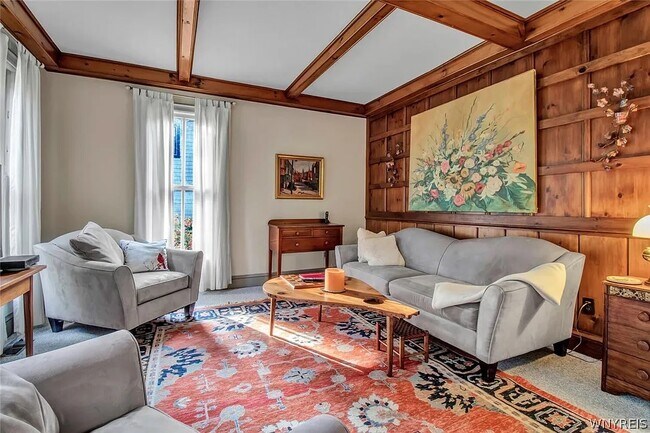 Foto del edificio - 370 Oakwood Ave