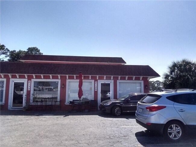 Building Photo - 2128 Reynolds St