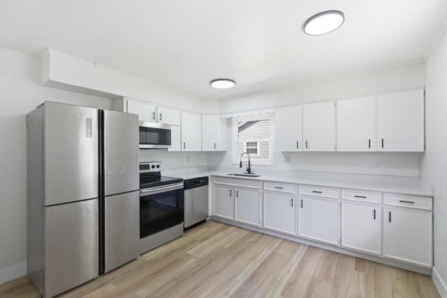 Foto del edificio - 4370 Saylor St