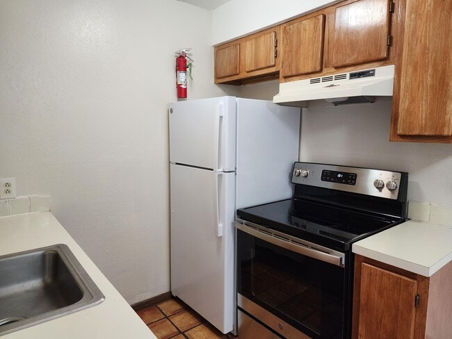 Building Photo - 2600 W Zia Rd