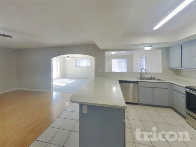 Foto del edificio - 3613 W Oakland St