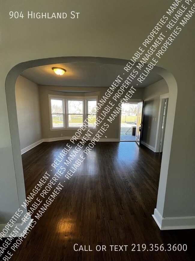 Foto del edificio - 904 Highland St