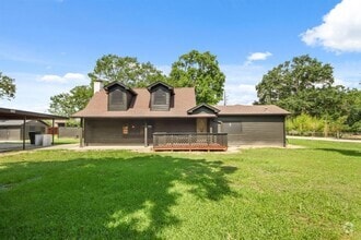 Building Photo - 222 Camp Lillie Rd