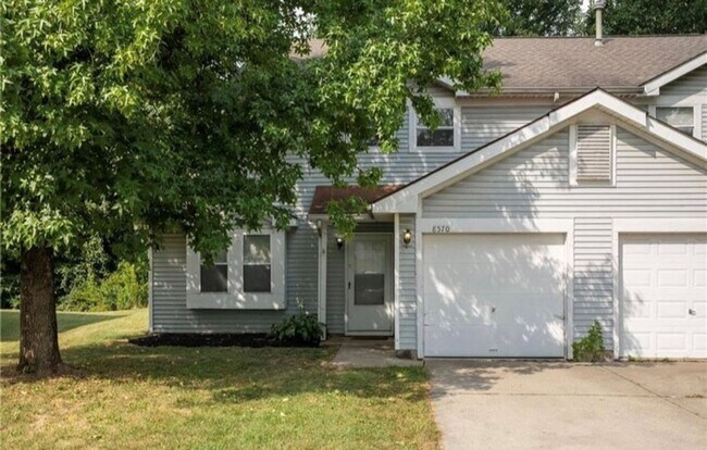 Foto del edificio - 8570 Fairway Trail