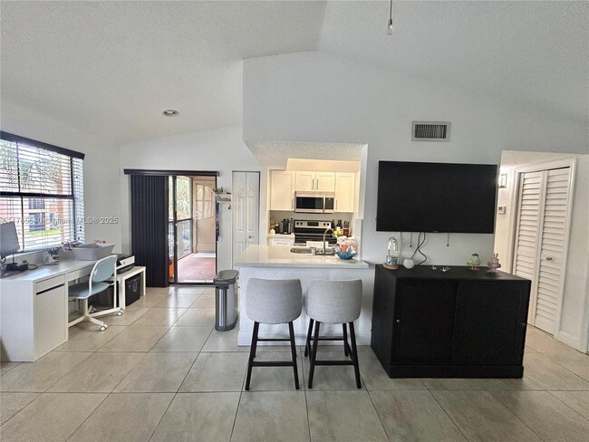 Building Photo - 15599 SW 106th Ln