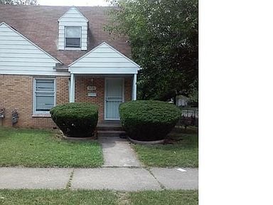 Foto principal - 18581 Evergreen Rd