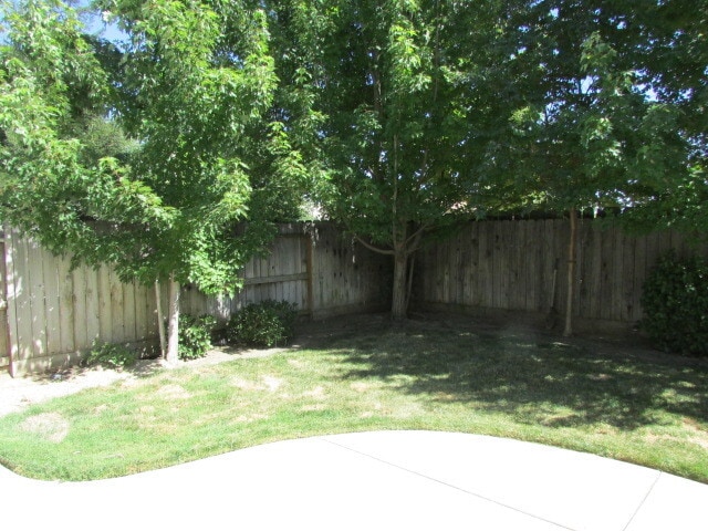 Building Photo - Single story home in Turlock!!