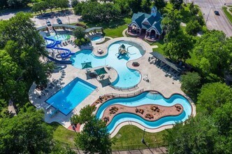 Building Photo - 6810 Springcrest Dr