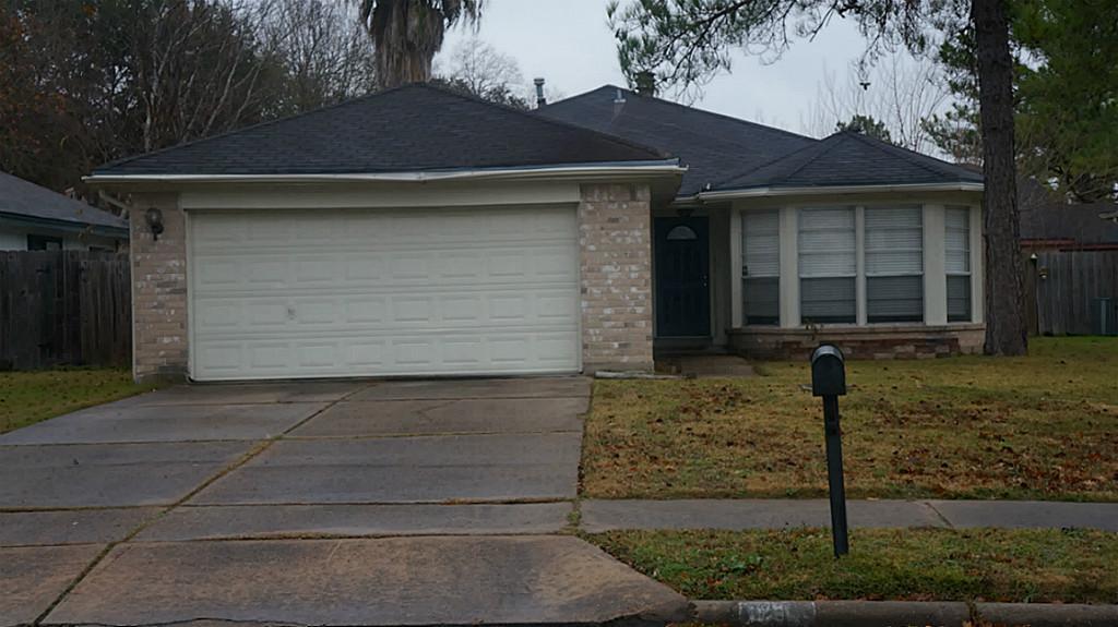 Foto principal - 8211 Valeta Dr