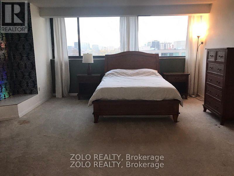 Photo principale - 15-14ROOM-15 McMurrich St