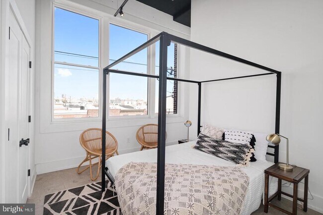 Foto del edificio - 1218 Snyder Ave