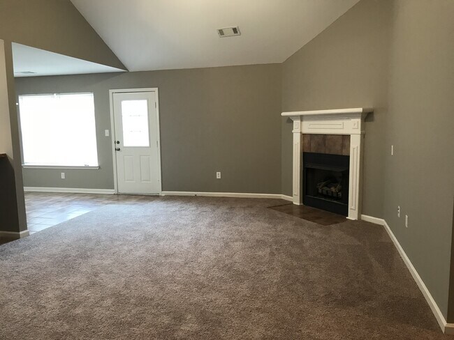 Foto del edificio - 501 Hawthorne, Benton AR 72015 - Large 3br...