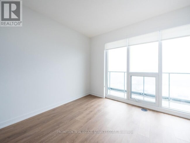 Building Photo - 117 McMahon Dr