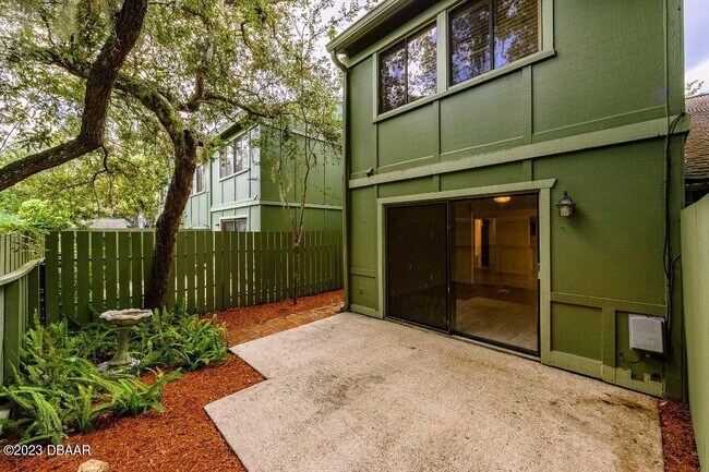 Building Photo - 163 Pine Cone Trail
