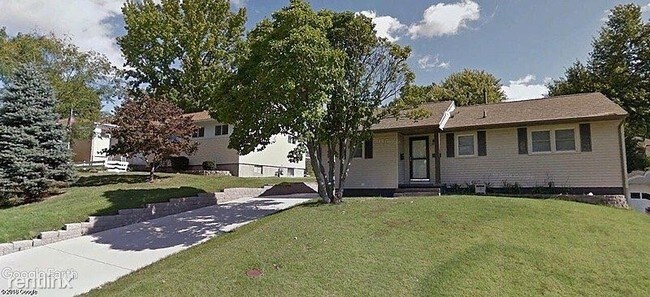 Building Photo - 3 br, 2 bath House - 56 Bob-O-Link Drive