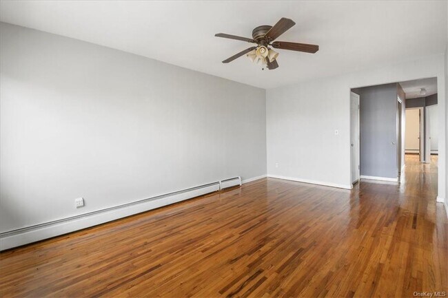 Building Photo - 3212 Giegerich Pl