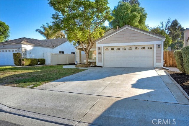 Building Photo - 39864 Snow Gum Ln