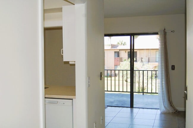 Building Photo - 268 San Paulo Ct
