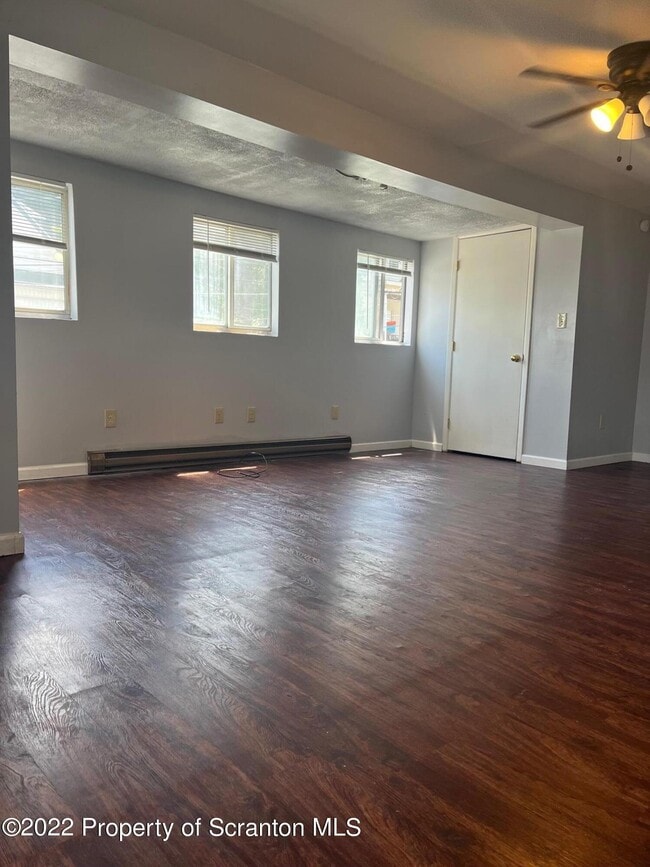 12 Radcliffe St, Pittston, PA 18640 Room for Rent in Pittston, PA