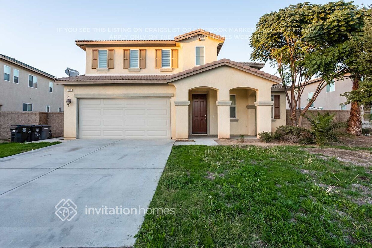 Foto principal - 5932 Celeste Rd